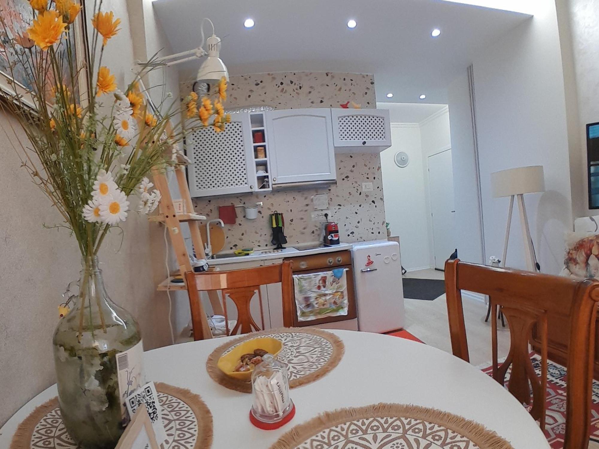 Bani'S Cozy Lovely Apt Tirana Kültér fotó